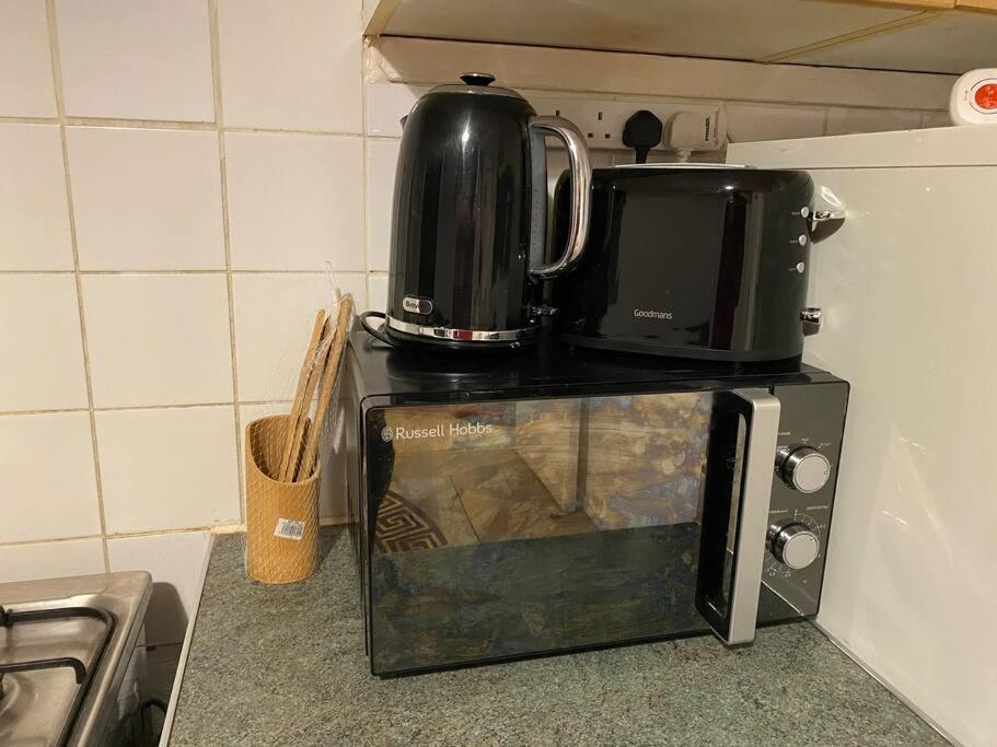 לונדון 2 Bedroom Flat Camberwell Grove מראה חיצוני תמונה