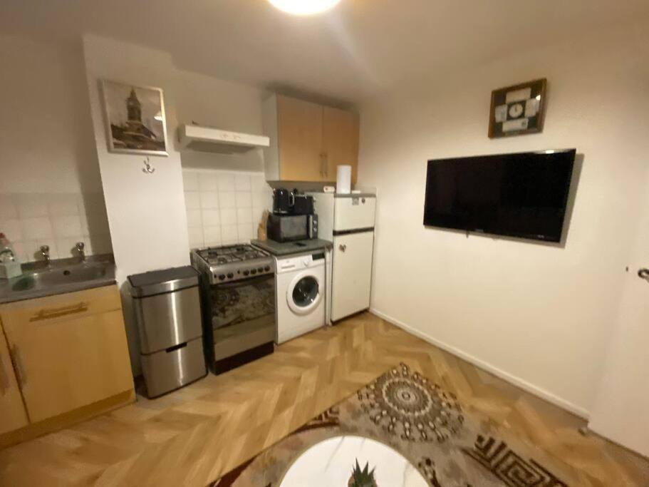 לונדון 2 Bedroom Flat Camberwell Grove מראה חיצוני תמונה