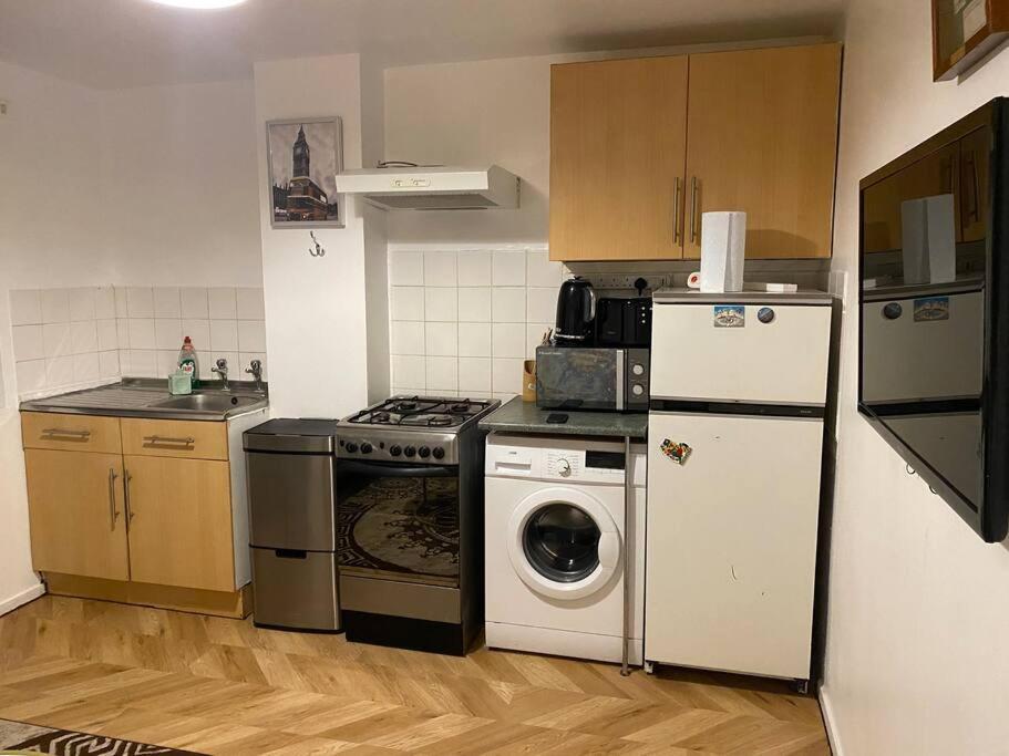 לונדון 2 Bedroom Flat Camberwell Grove מראה חיצוני תמונה