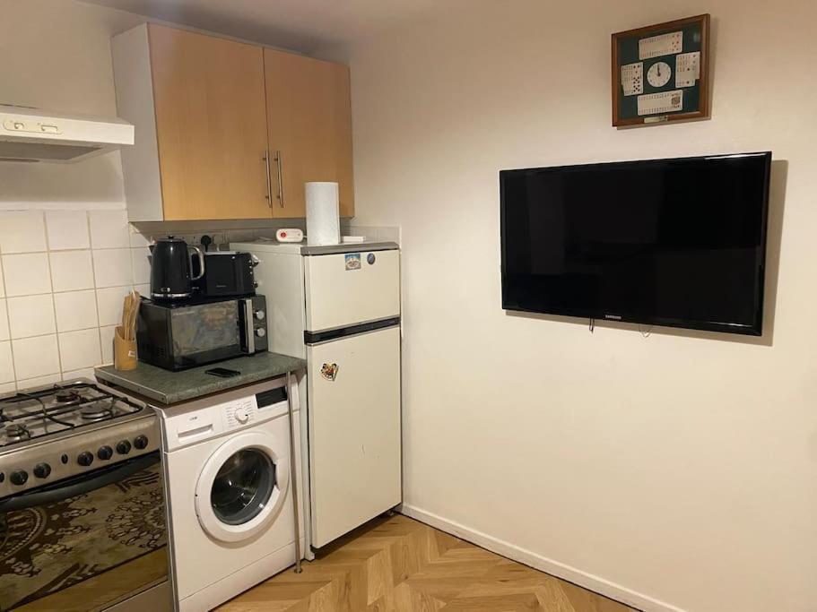 לונדון 2 Bedroom Flat Camberwell Grove מראה חיצוני תמונה